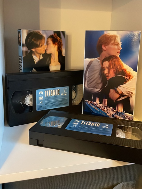 Other - 1998 Vintage Titanic VHS 2-Tape Set